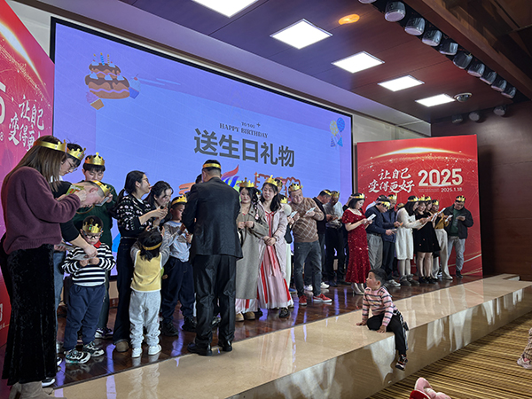 欧能机械2024年度年会盛况，2025让自己变得更好