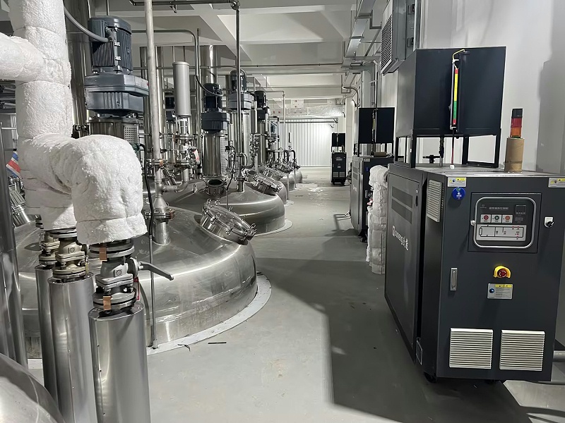 反应釜控温，150KW有机热载体炉和高温油温机， (1)