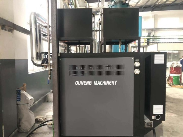 模温机油箱大小怎么选择 模温机油箱大小怎么选择